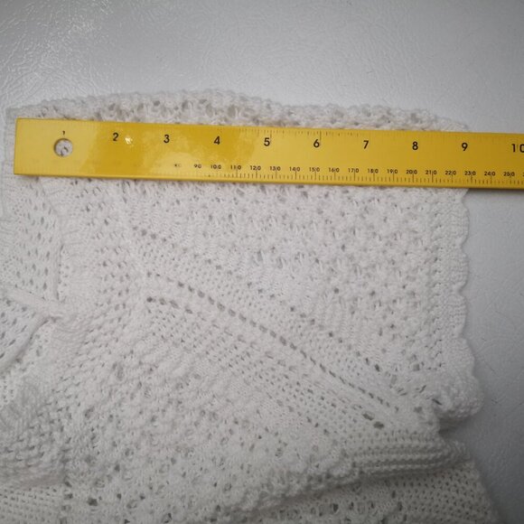 2 / $30.00 - Laura Petites Ladies Size XS White Lightweight Knit Sweater - Picture 8 of 9